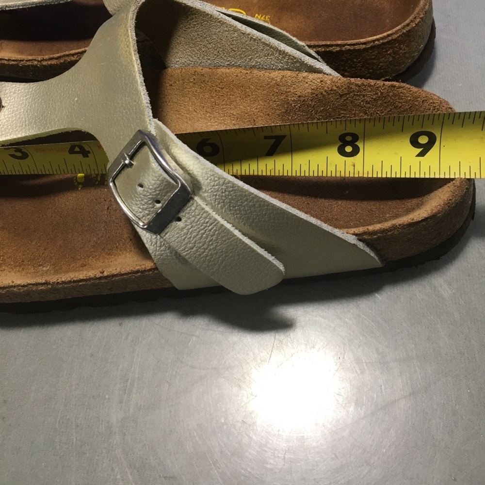 California sandals sz 7